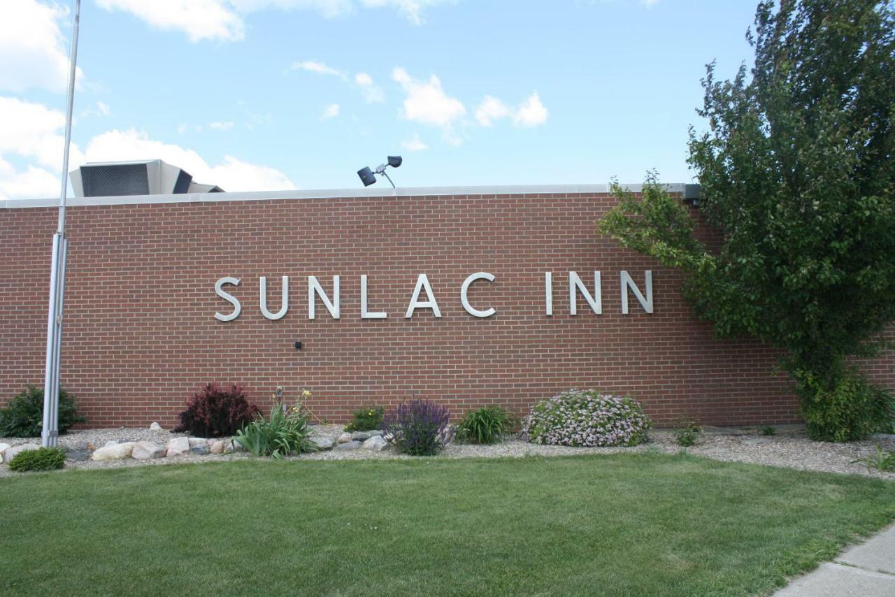 Sunlac Inn Lakota Kültér fotó